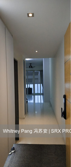 Vacanza @ East (D14), Condominium #561793031